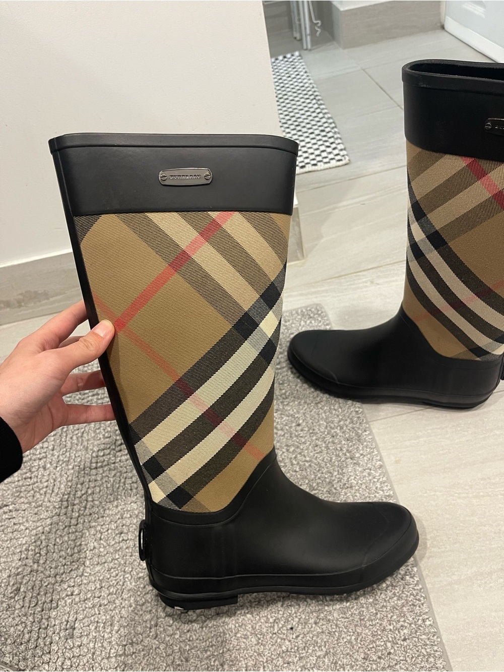 Burberry Nova check tall rain boots rubber size 39 authentic luxury boots - Picture 3 of 16